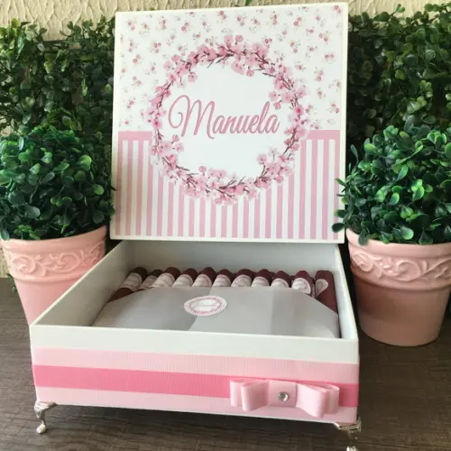 Caixa Premium + 30 Charutos de Chocolate Recheados