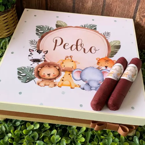 Caixa Premium + 40 Charutos de Chocolate Recheados