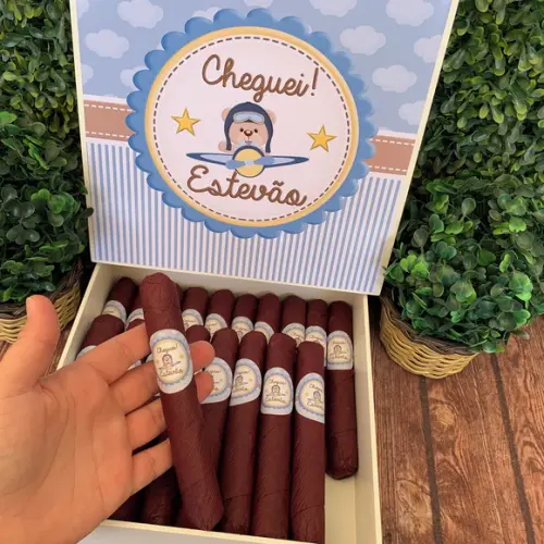 Caixa Simples + 20 Super Charutos Chocolate Aviador