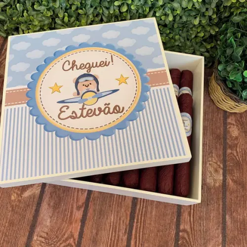 Caixa Simples + 30 Super Charutos Chocolate Aviador