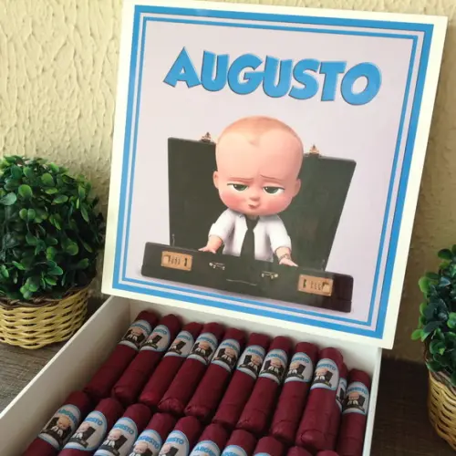 Caixa Simples + 35 Charutos de Chocolate Recheados