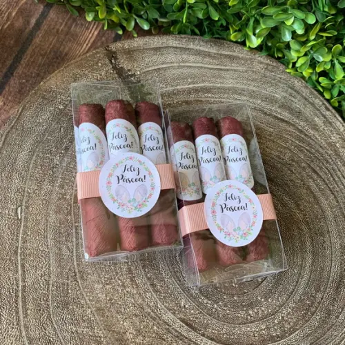 Caixinha Baby Acetato com 3 Charutos de Chocolate - Páscoa