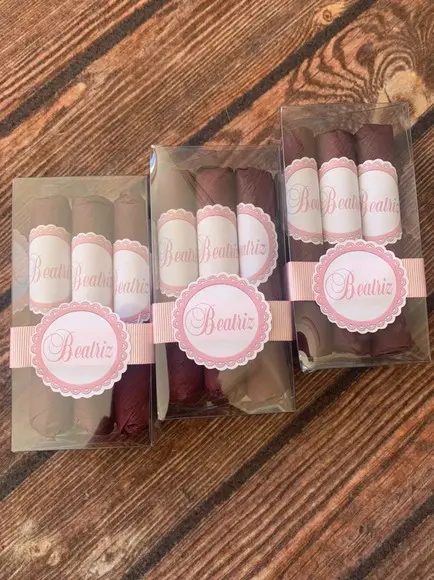 Caixinha Baby Acetato com 3 Charutos de Chocolate Recheados