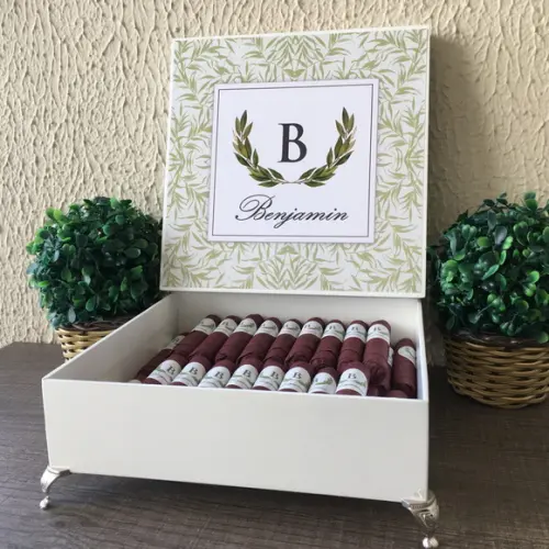 Charutos de Chocolate Recheados Folhagens