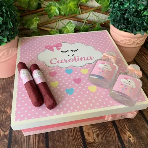 Kit Caixa Luxo + 30 Charutos + 20 Alcool Gel Lacinho