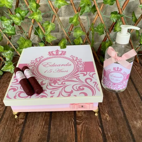 Kit Caixa Premium + 30 Charutos Chocolate + Álcool Gel 500ml