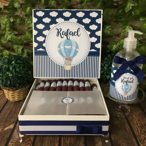 Kit Caixa Premium + 70 Charutos Chocolate + Álcool Gel 500ml