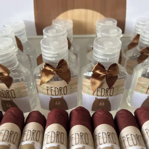 Kit Caixa Simples + 25 Charutos + 25 Alcool Gel Lacinho