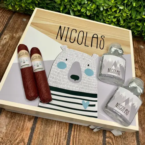 Kit Caixa Simples + 40 Charutos + 20 Alcool Gel Lacinho