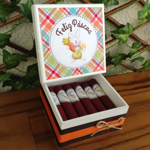 Mini Caixa + 10 Charutos Chocolate Páscoa