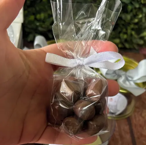 Latinha Personalizada com Bolinhas de Chocolate 7x5cm