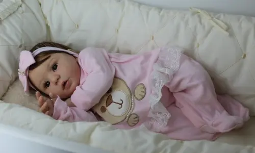 Bebê reborn Kylin Realista