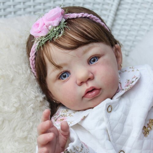 Bebê Reborn Abigail Menina Realista 48 cm com Peso de Recém-Nas