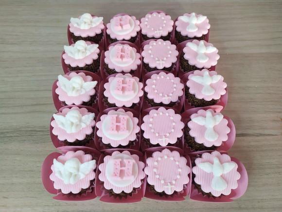 Aplique de pasta americana Batizado para trufa e brigadeiro