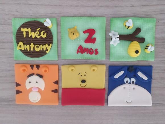 Aplique de pasta americana Ursinho Pooh para pão de mel