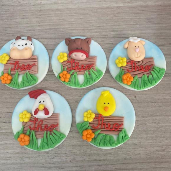Aplique em Pasta Americana Fazendinha para Pirulito/cupcke