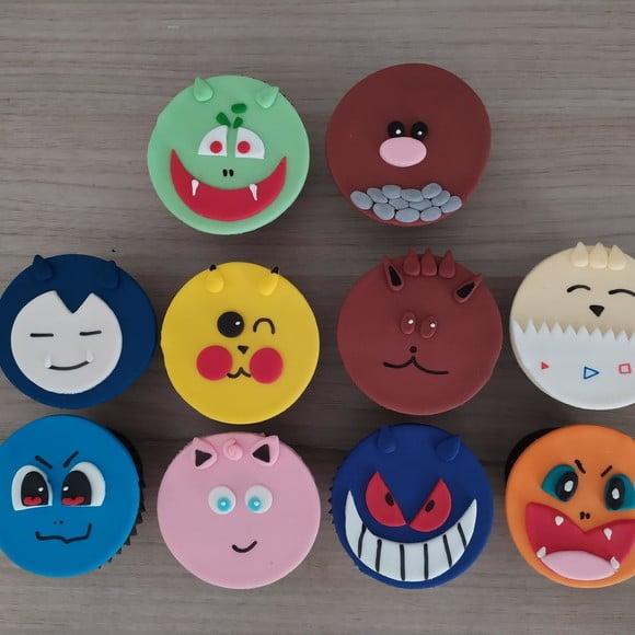 Aplique em Pasta Americana Pokemon para Pirulito/cupcake