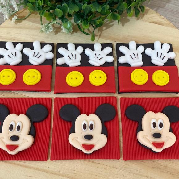 Aplique pasta americana Mickey para pão de mel