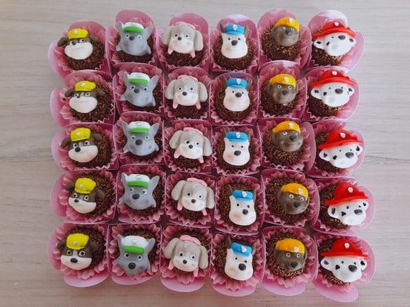 Aplique pasta americana patrulha canina para brigadeiro