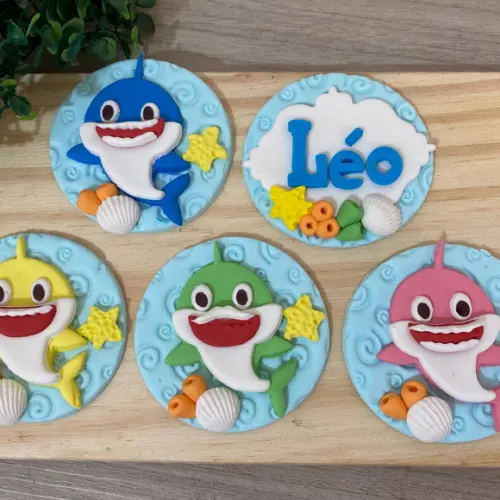 Aplique de Pasta Americana Baby Shark p/ Pirulito/cupcake