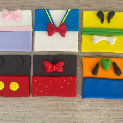Aplique em Pasta Americana Turma do Mickey para Pão de Mel
