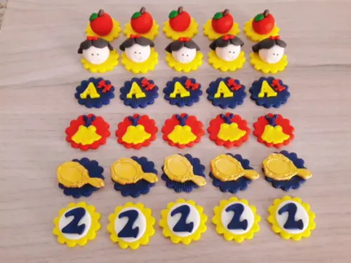Aplique pasta americana Branca de Neve