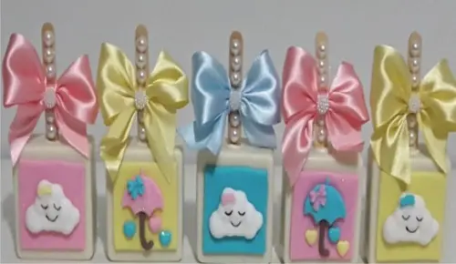 Aplique pasta americana chuva de amor para pão de mel