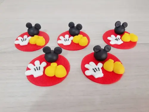 Aplique pasta americana Michey para cupcake