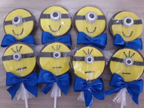 Aplique pasta americana Minions para pirulito/cupcake