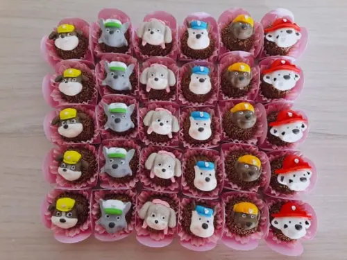 Aplique pasta americana patrulha canina para brigadeiro