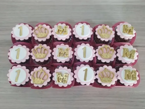 Apliques de Pasta Americana Realeza para Brigadeiro/ Trufa