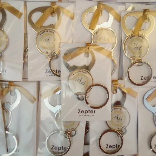 Chaveiro Abridor de Garrafa Lembrancinha Bodas de Ouro