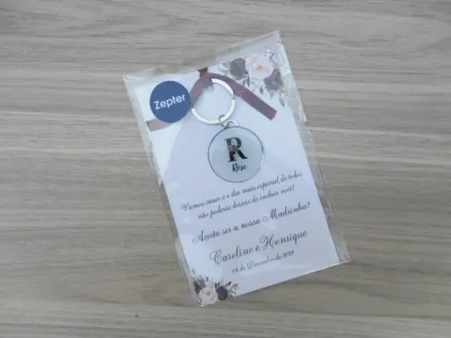 Kit Convite Chaveiro Madrinha Brasão Floral Personalizado