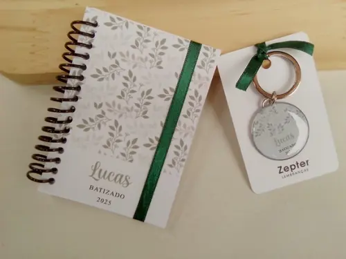 Kit Lembrancinha de Batizado Floral Folhagens Verde Menino