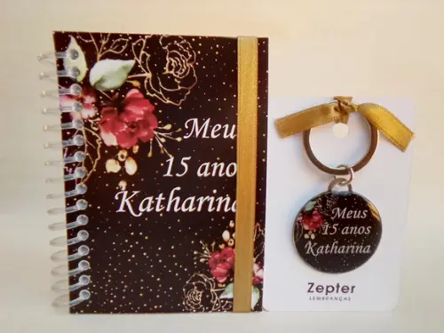 Lembrancinha de Aniversário de 15 Anos Dourado com Preto