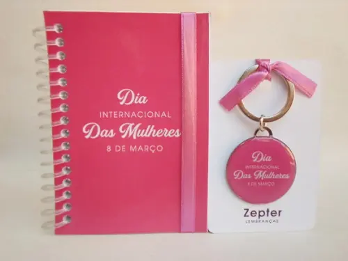 Lembrancinha de Dia Internacional das Mulheres Rosa Pink
