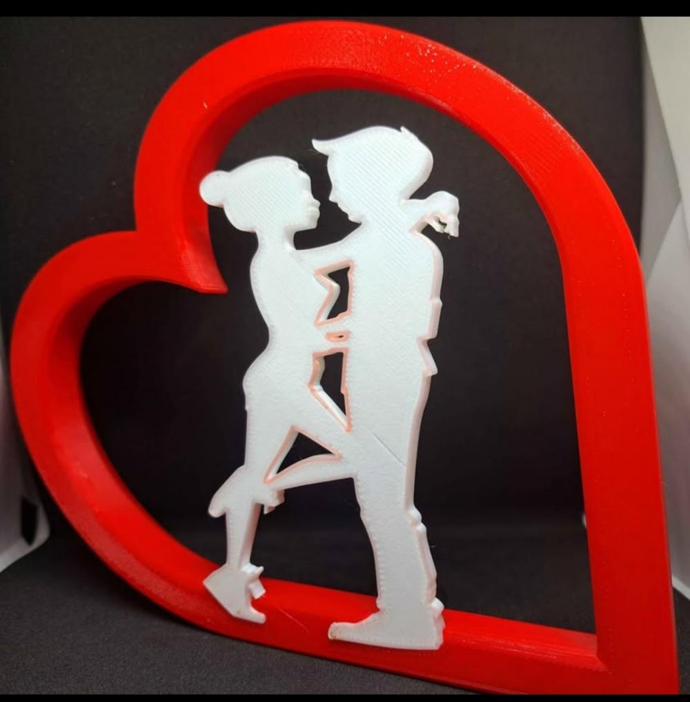 Placa Decorativa Casal Dentro Coração 3d