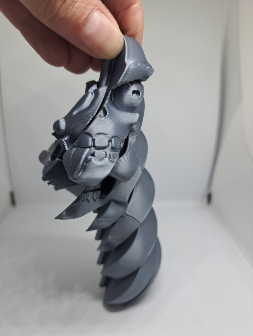 Caveira Torcida 3d Articulada Fidget Antiestresse Diferente