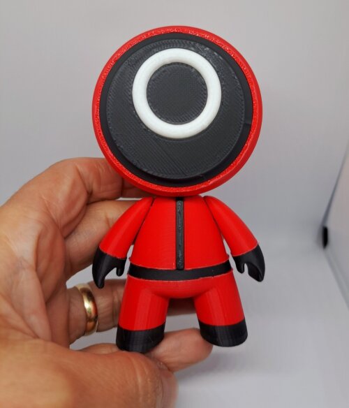 Boneco Vermelho Round 6