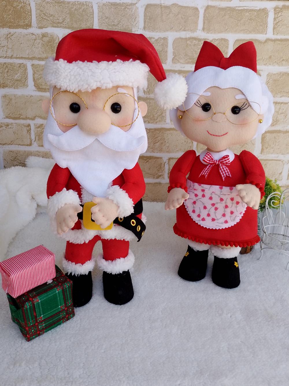 O casal mais amado do Natal pronto para abençoar o seu lar!