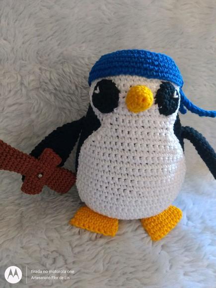 Amigurumi - Boneco Pengu Featherknight de Crochê