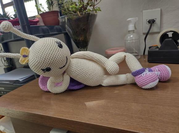 Amigurumi Borboleta Cristal tamanho 50 cm