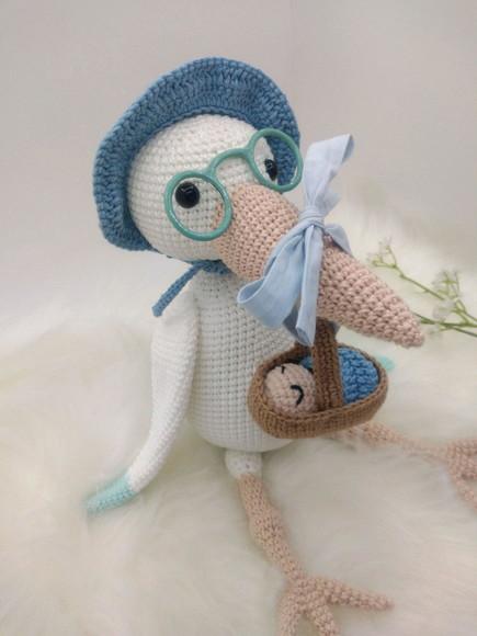 Amigurumi Cegonha com Bebê em Crochê