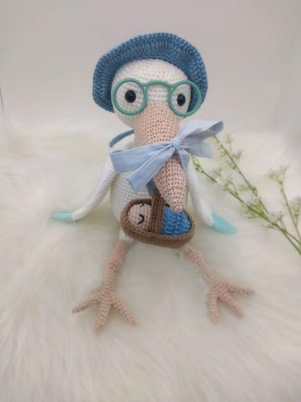Amigurumi Cegonha com Bebê em Crochê