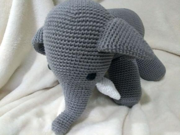 Amigurumi Elefante Cinzento