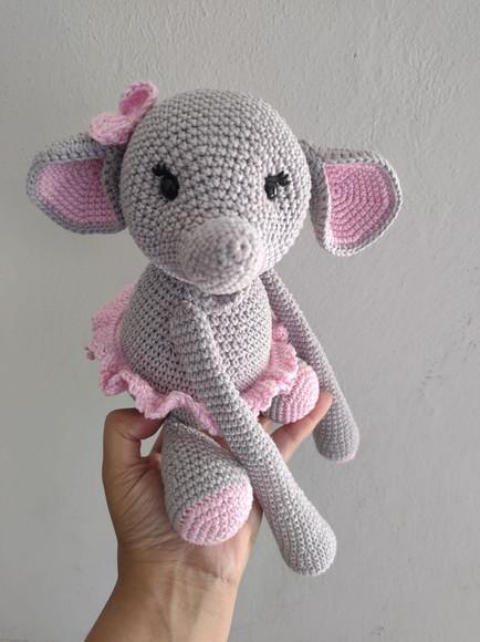 Amigurumi Elefante Menina - Crochê