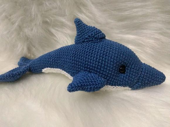 Amigurumi Golfinho feito de crochê