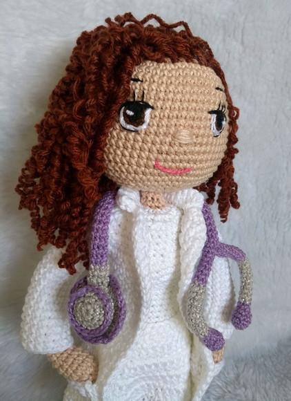 Amigurumi Profissões - Veterinária