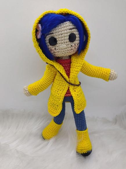 Boneca Coraline em Crochê