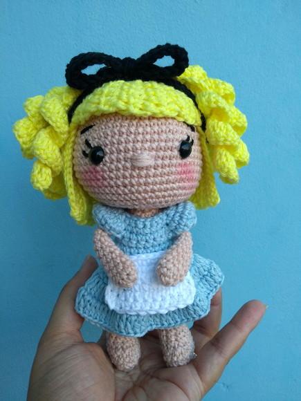 Boneca Mini Alice